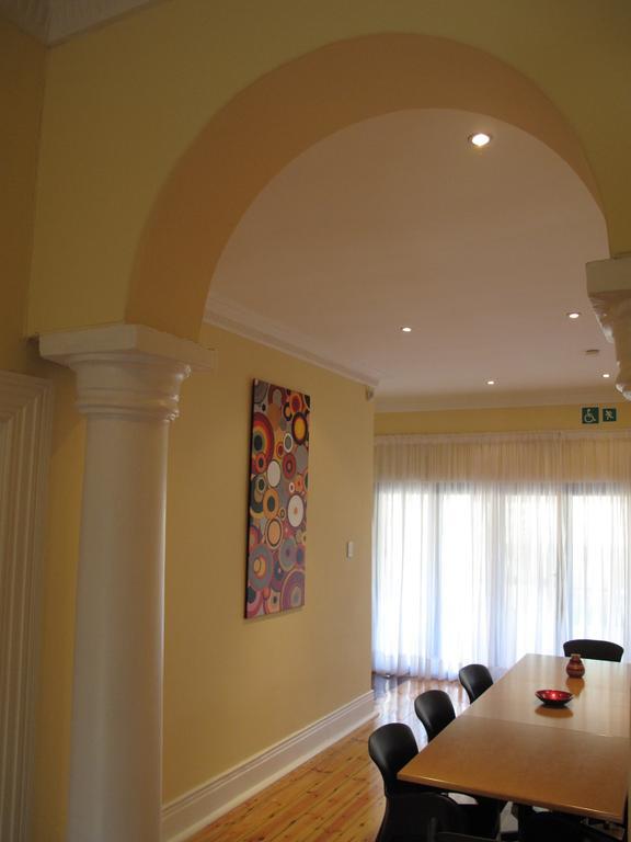 The Crescent Guesthouses - Bnb/Self Catering Durban Exterior photo